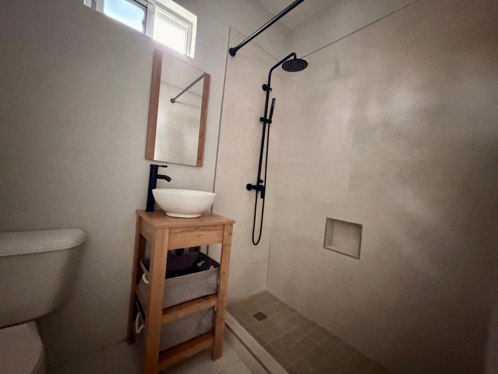 Ninth image of Paddington Terrace in Kingston 6, St. Andrew, Jamaica - property is For Rent