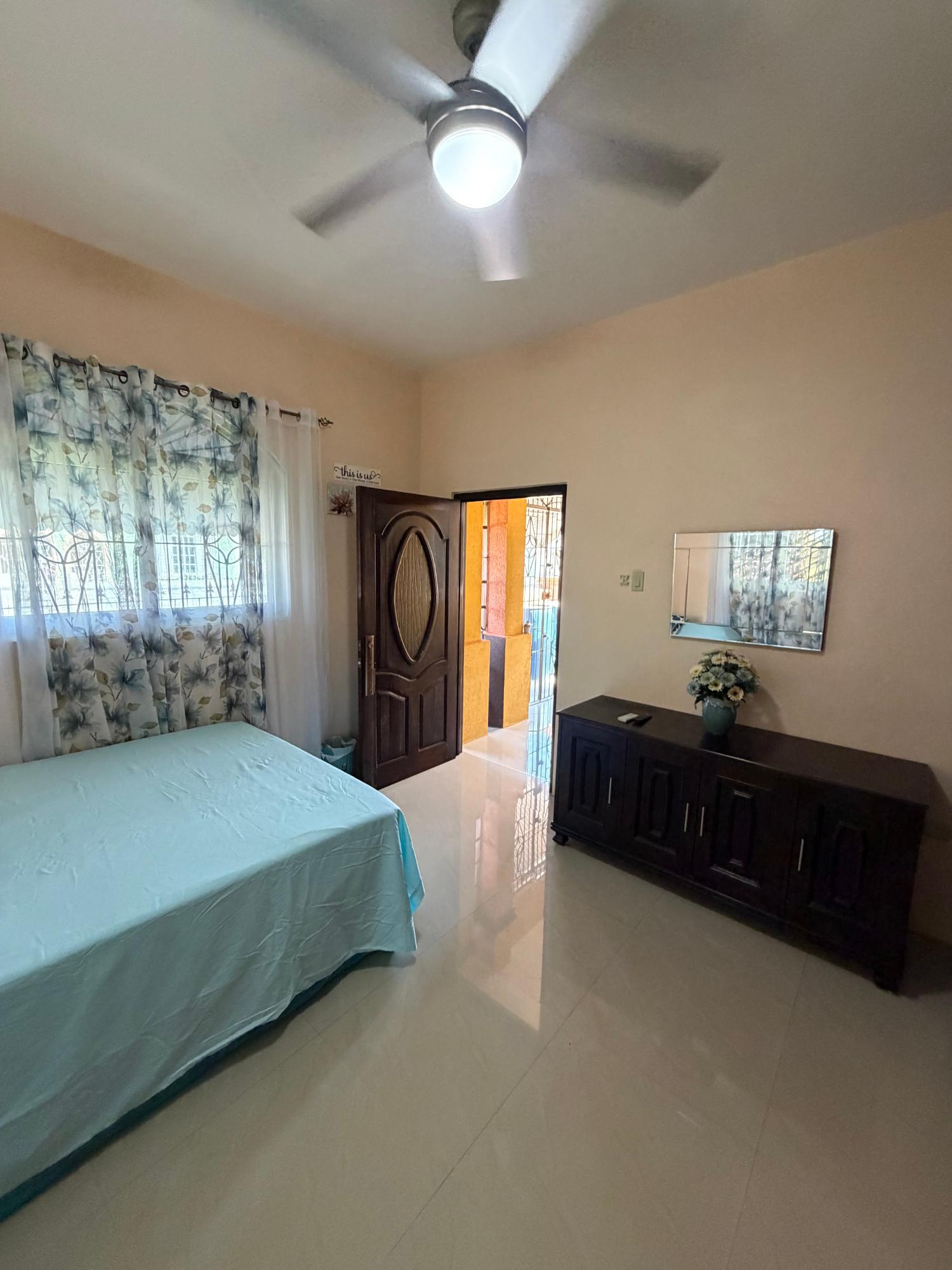 Sixth image of 686 33rd Way 3 East in Greater Portmore, St. Catherine, Jamaica - property is For Rent