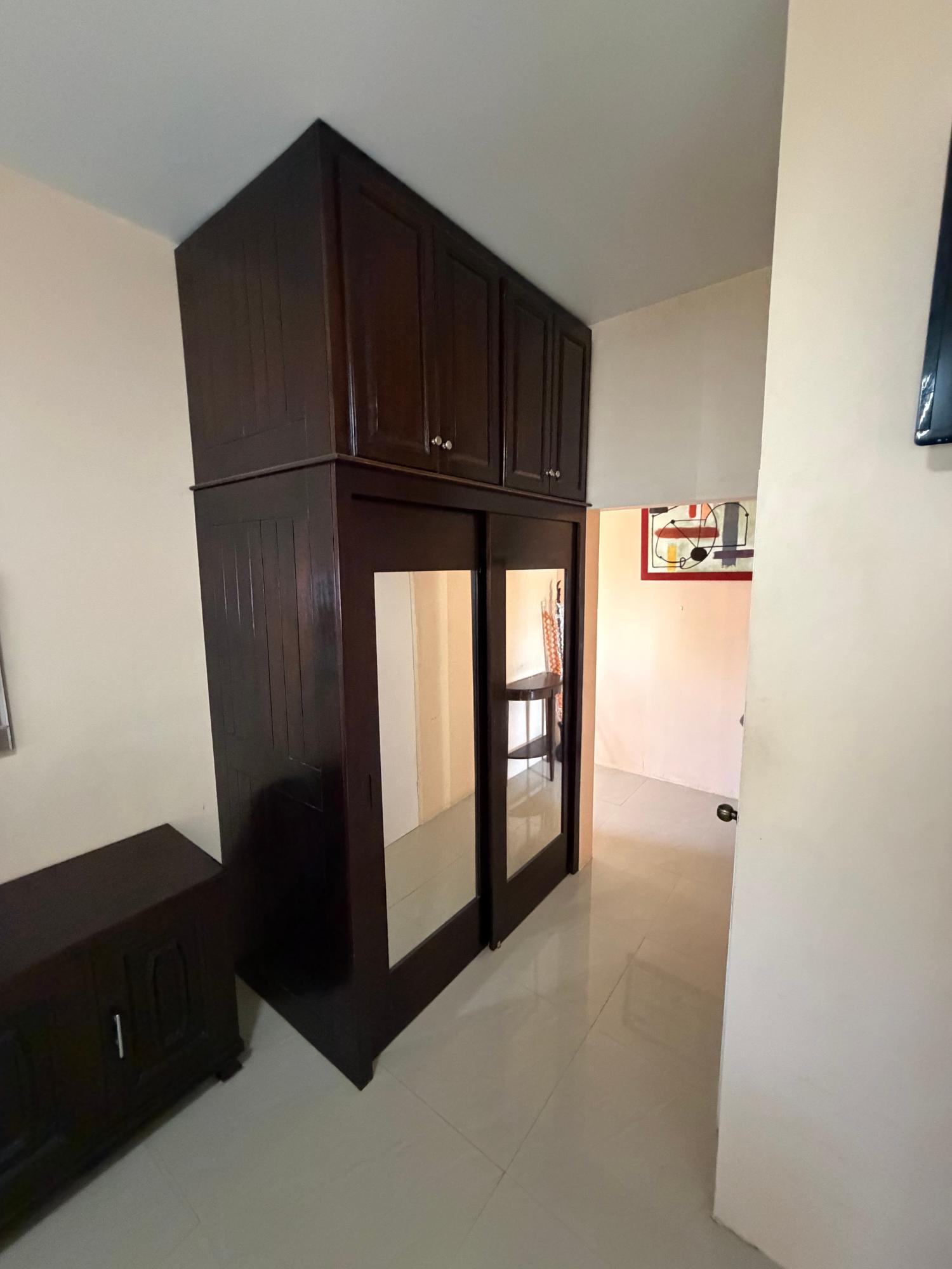 Seventh image of 686 33rd Way 3 East in Greater Portmore, St. Catherine, Jamaica - property is For Rent