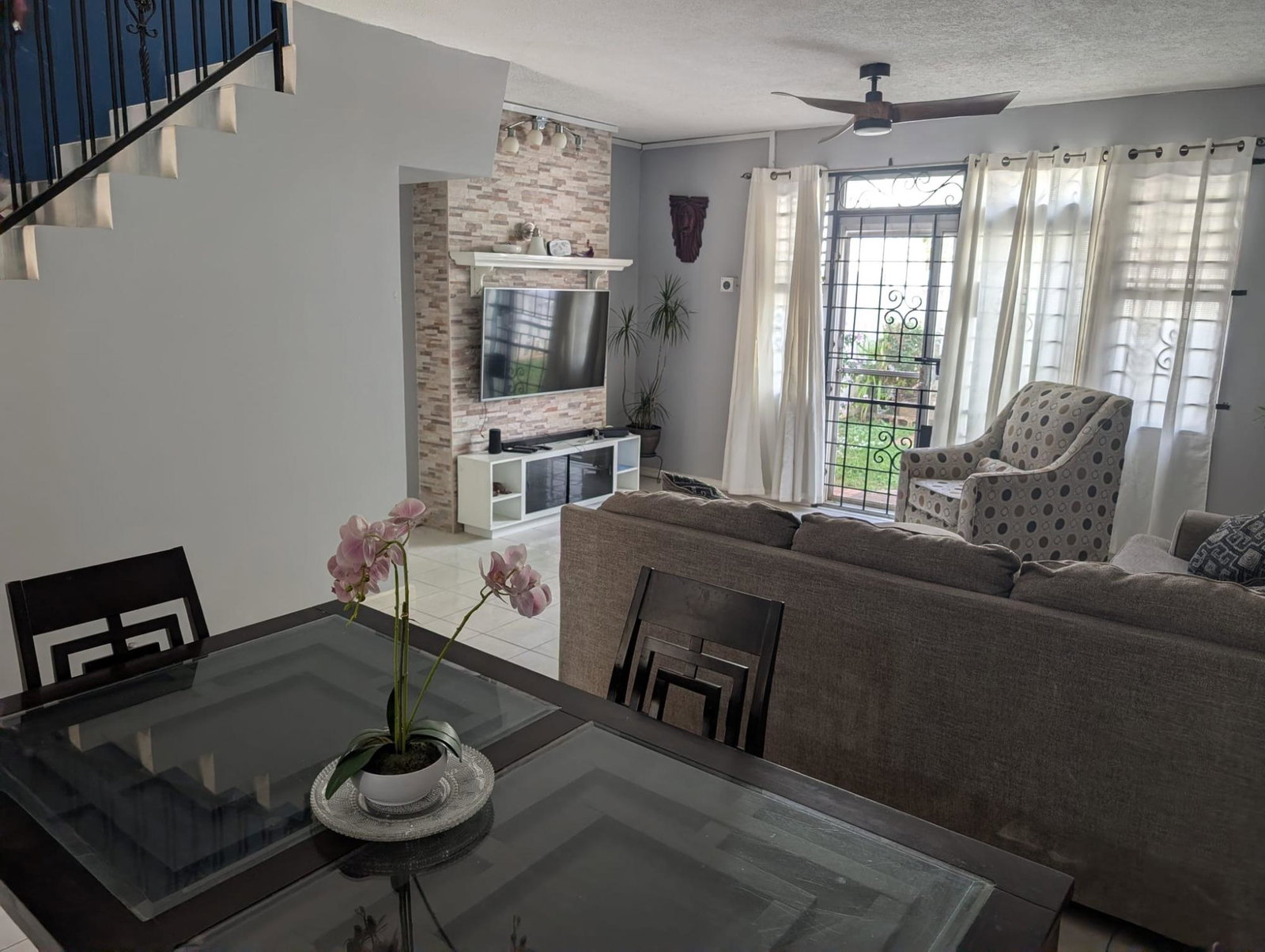 Second image of D5-10 Watervale Avenue in Kingston 19, St. Andrew, Jamaica - property is For Rent