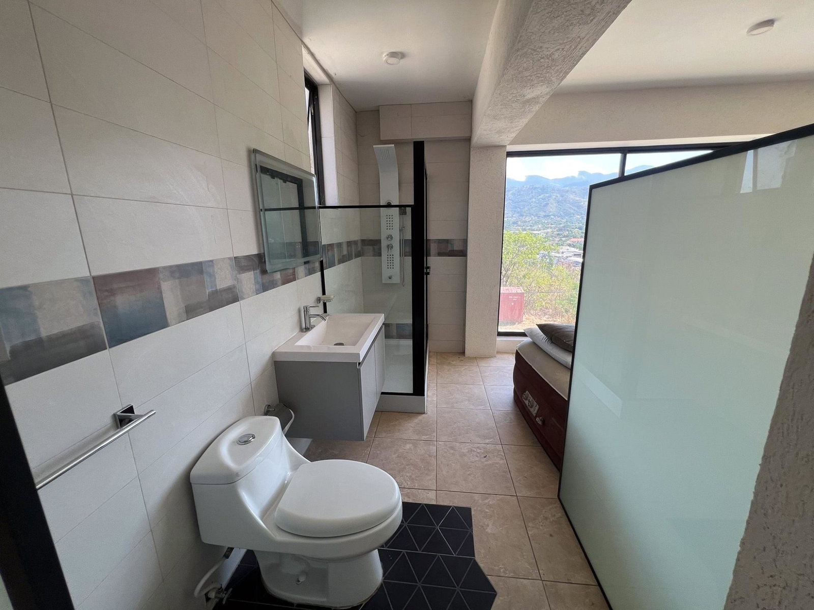 Twenty-Ninth image of 11 Oakshore Road, Wellington in Kingston 6, St. Andrew, Jamaica - property is For Sale