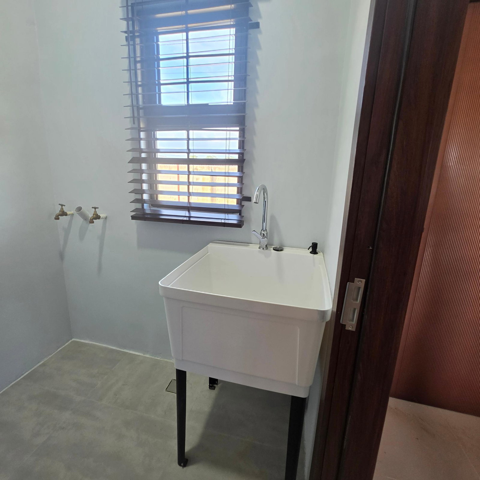 Tenth image of 387 Bernard Lodge, st Catheri in Bernard Lodge, St. Catherine, Jamaica - property is For Rent