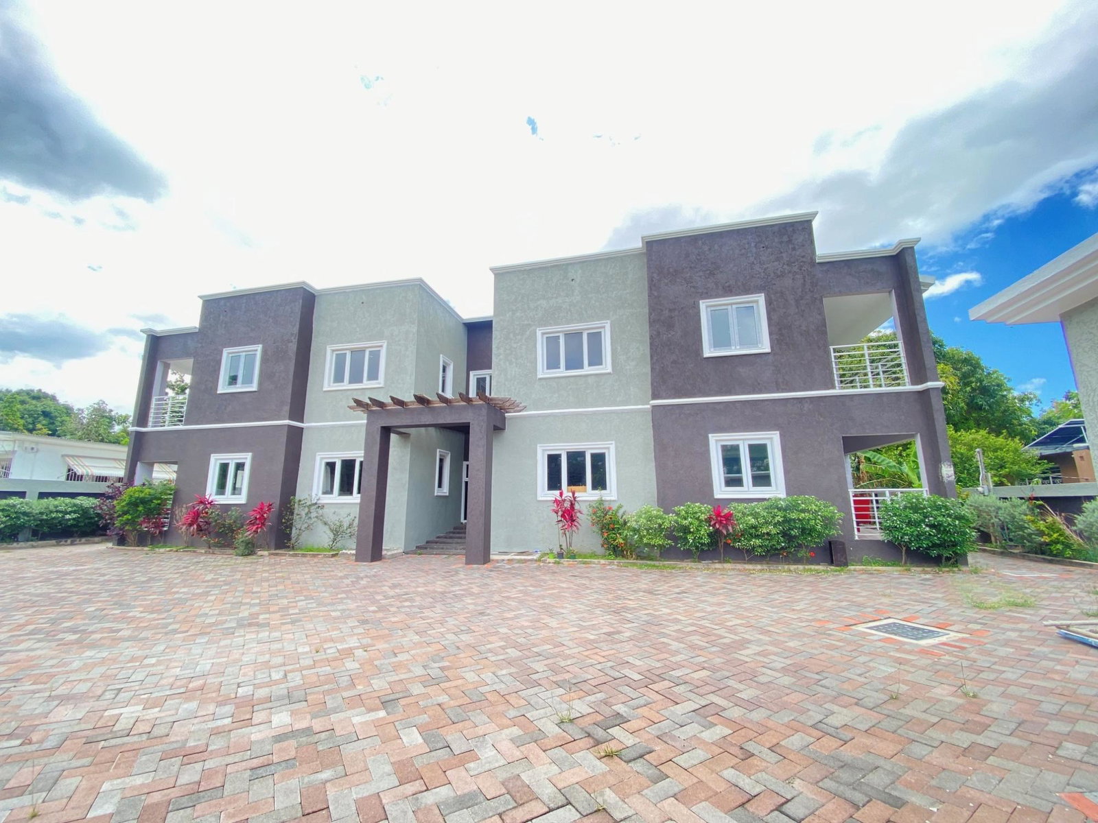 Third image of 8-5 Park Avenue in Kingston 19, St. Andrew, Jamaica - property is For Sale