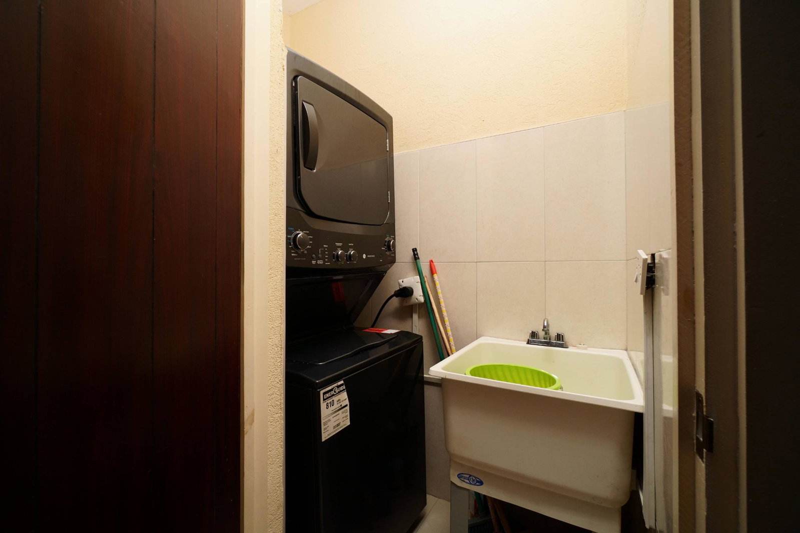 Fourteenth image of 24-9-11 Washington Drive, Condomi in Kingston 10, St. Andrew, Jamaica - property is For Rent
