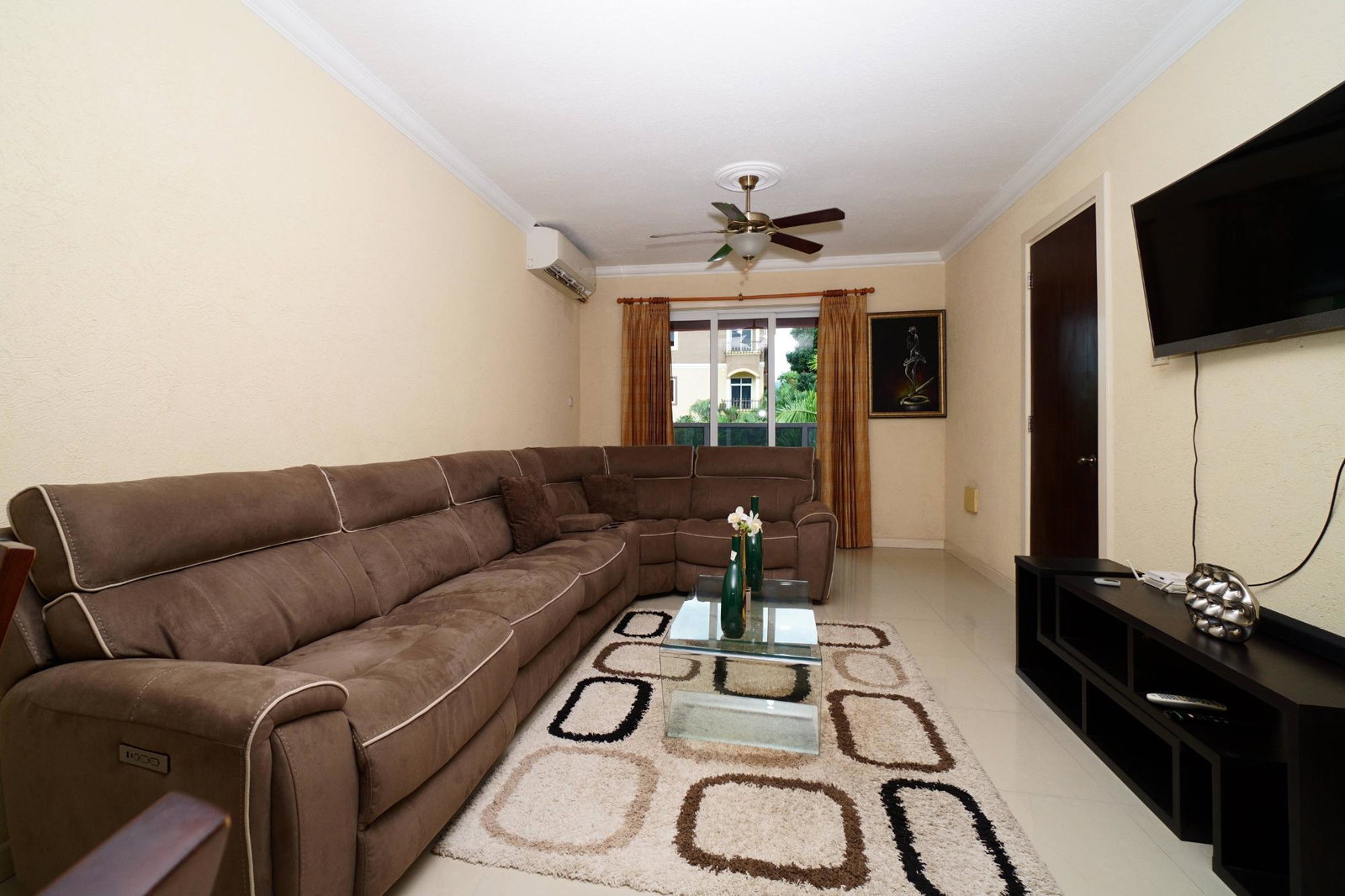 Seventh image of 24-9-11 Washington Drive, Condomi in Kingston 10, St. Andrew, Jamaica - property is For Rent