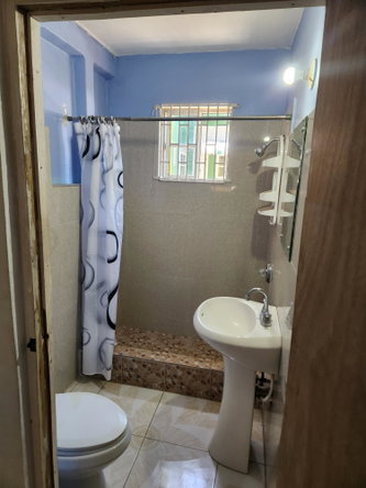 Tenth image of 460 se 48th Way, East Sabina in Greater Portmore, St. Catherine, Jamaica - property is For Sale