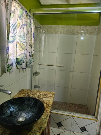 Fourteenth image of 460 se 48th Way, East Sabina in Greater Portmore, St. Catherine, Jamaica - property is For Sale