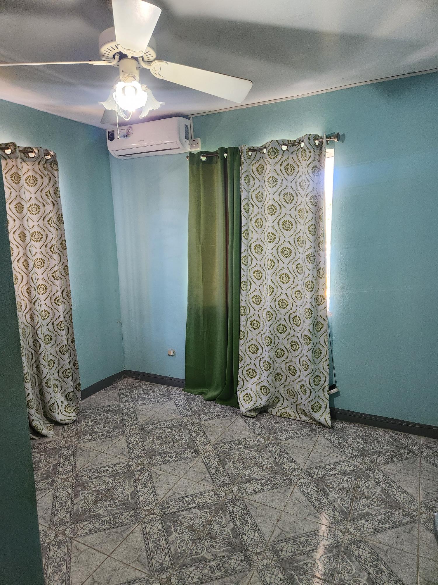 Eighth image of 460 se 48th Way, East Sabina in Greater Portmore, St. Catherine, Jamaica - property is For Sale