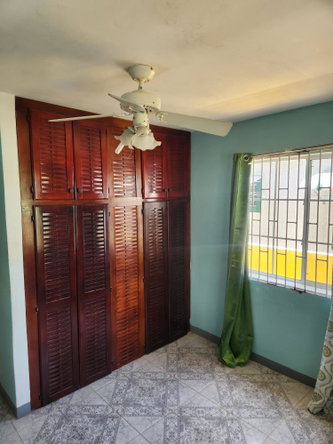 Ninth image of 460 se 48th Way, East Sabina in Greater Portmore, St. Catherine, Jamaica - property is For Sale