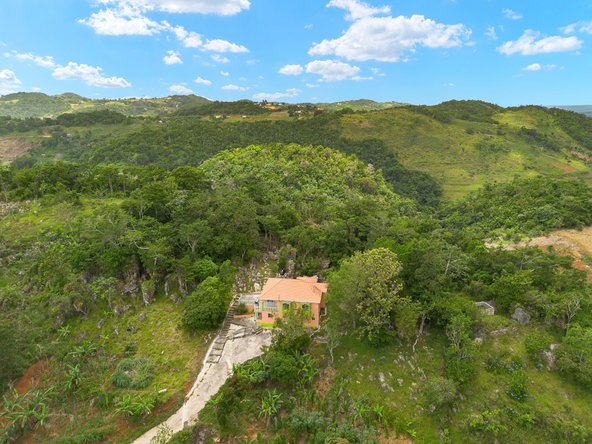 Twenty-Third image of Mollison, Christaina in Mollison, Manchester, Jamaica - property is For Sale