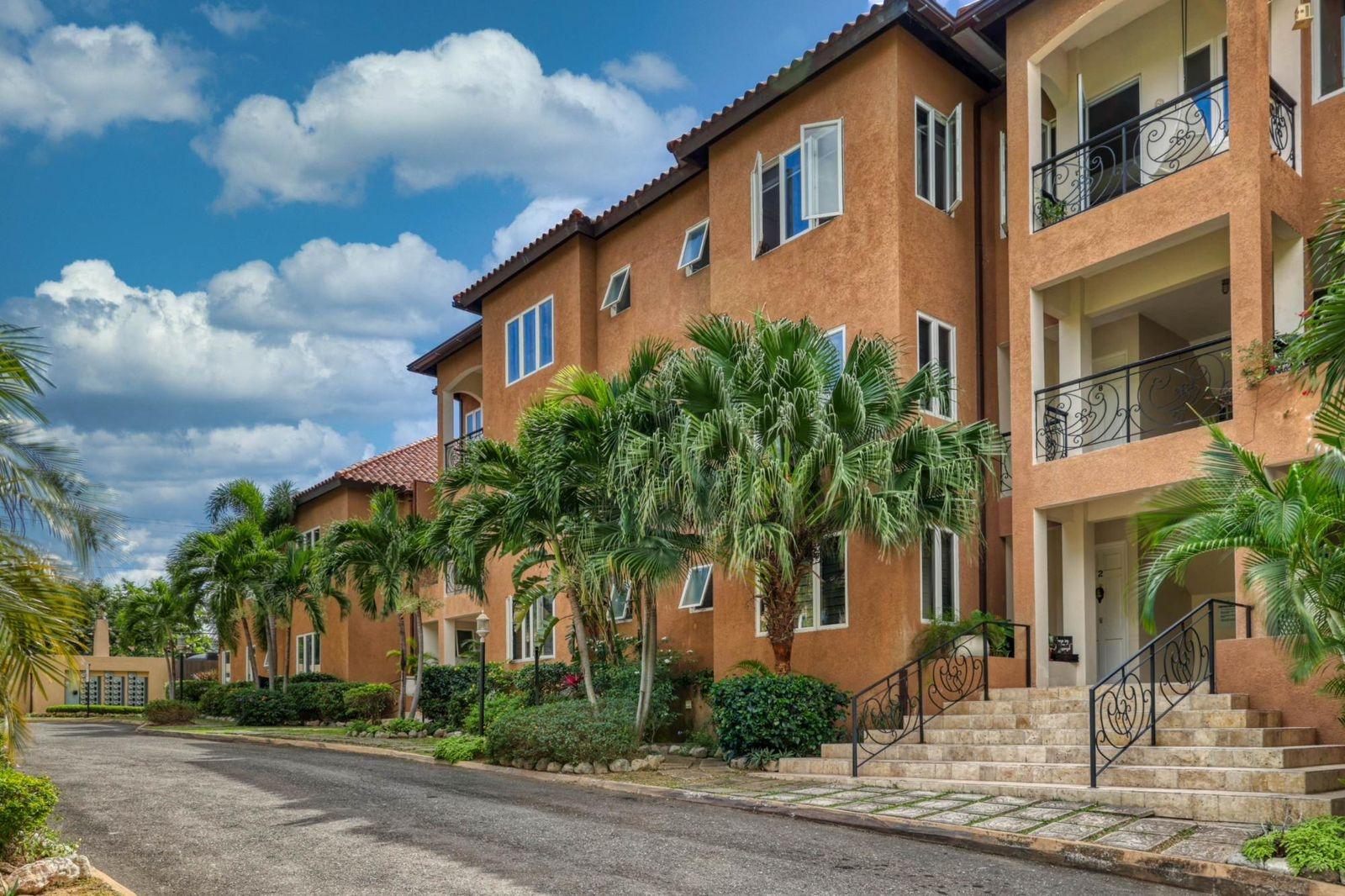 First image of 25 Liguanea Avenue in Kingston 6, St. Andrew, Jamaica - property is For Rent
