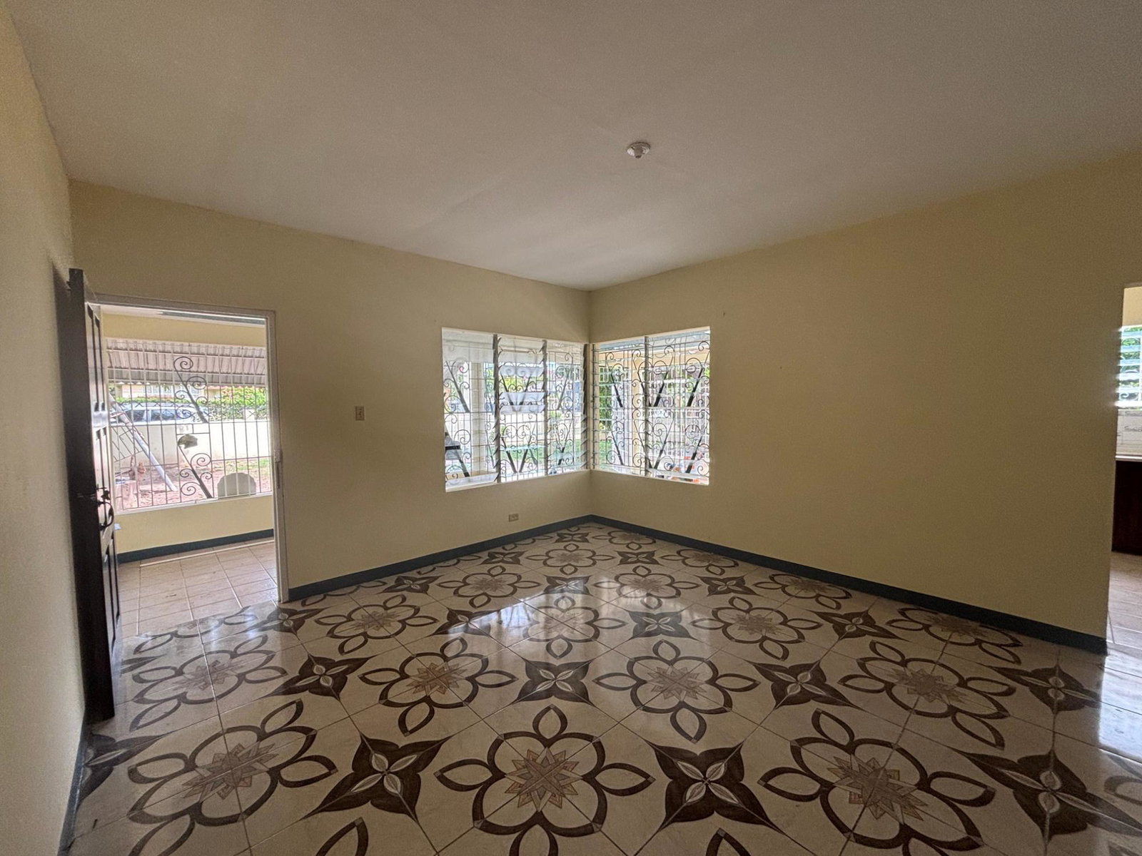 Thirteenth image of 26 Burbank Avenue in Kingston 19, St. Andrew, Jamaica - property is For Rent