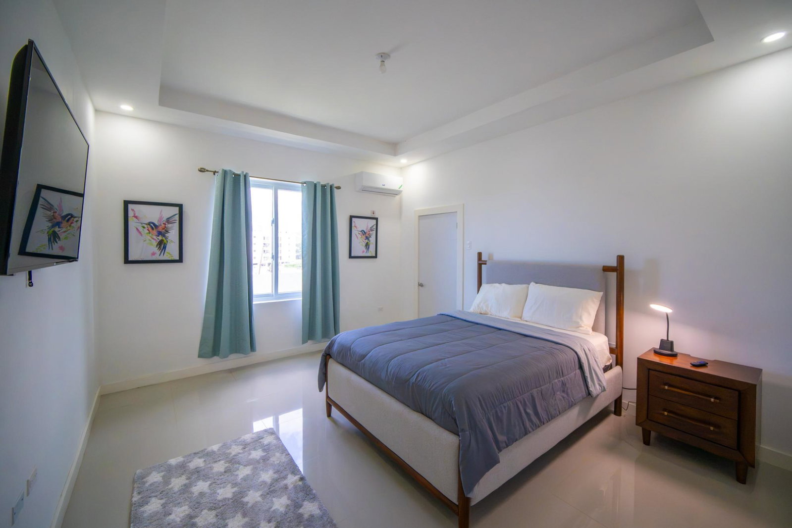 Eleventh image of 14-17 Kings Drive, Kingston in Kingston 6, St. Andrew, Jamaica - property is For Sale