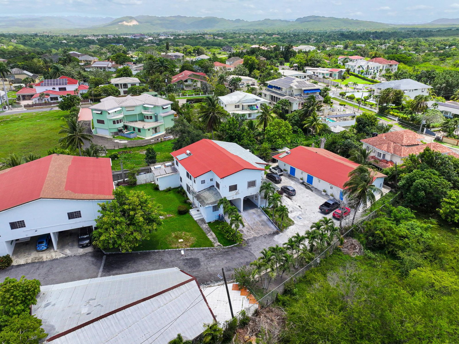 Tenth image of 9c Trenton Road in May Pen, Clarendon, Jamaica - property is For Sale