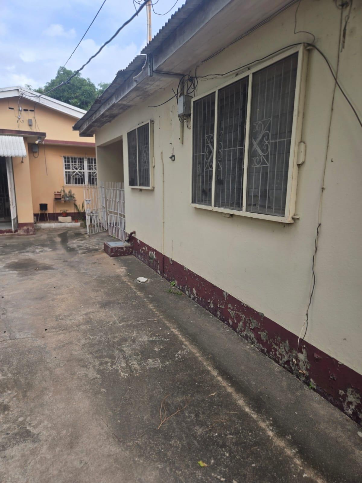 Fifth image of 12b First Avenue, Vineyard to in Kingston 3, St. Andrew, Jamaica - property is For Sale