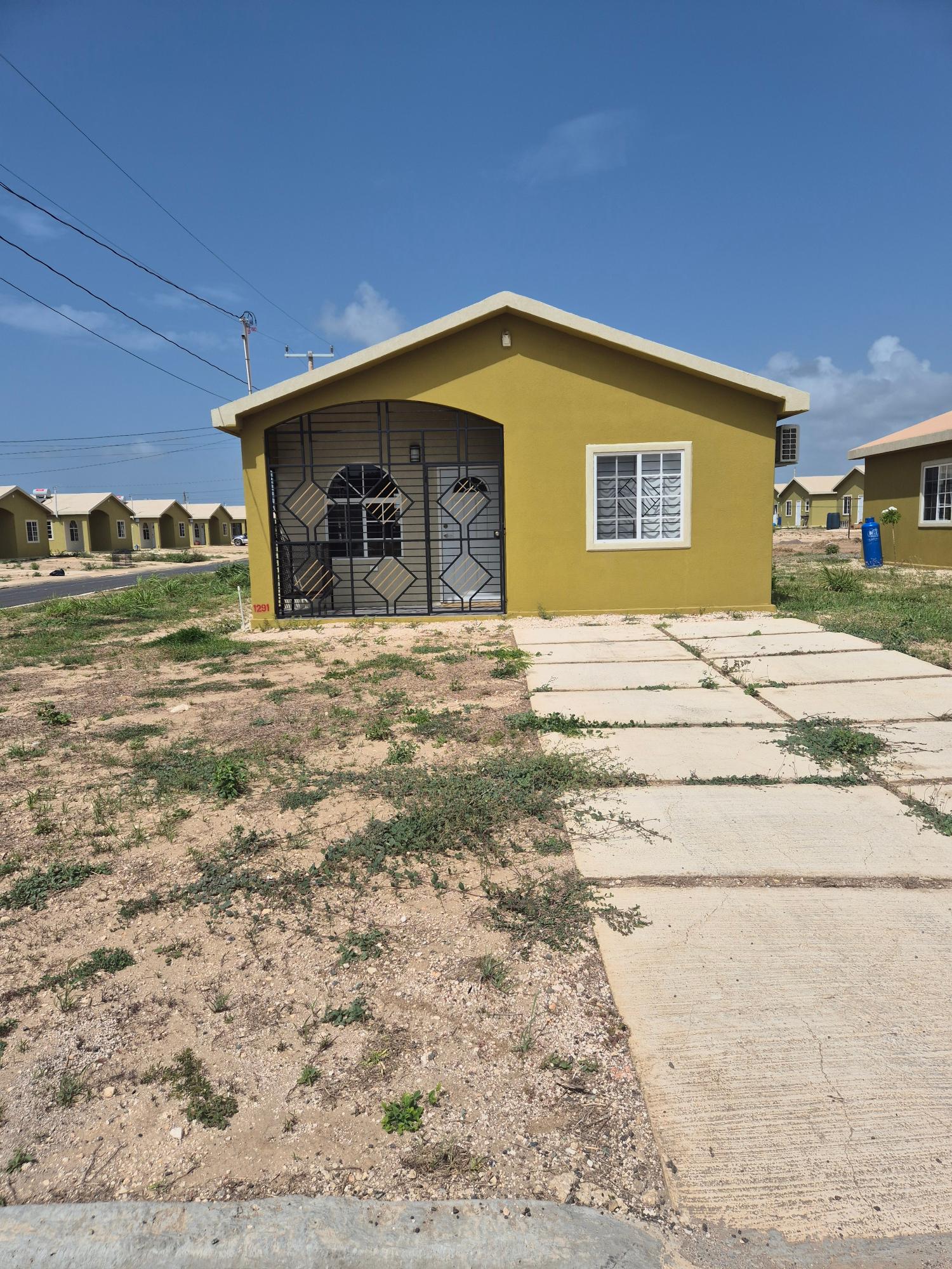 Fourth image of 1291-phase 4 Phoenix Park Village 2 in Phoenix Park, St. Catherine, Jamaica - property is For Rent