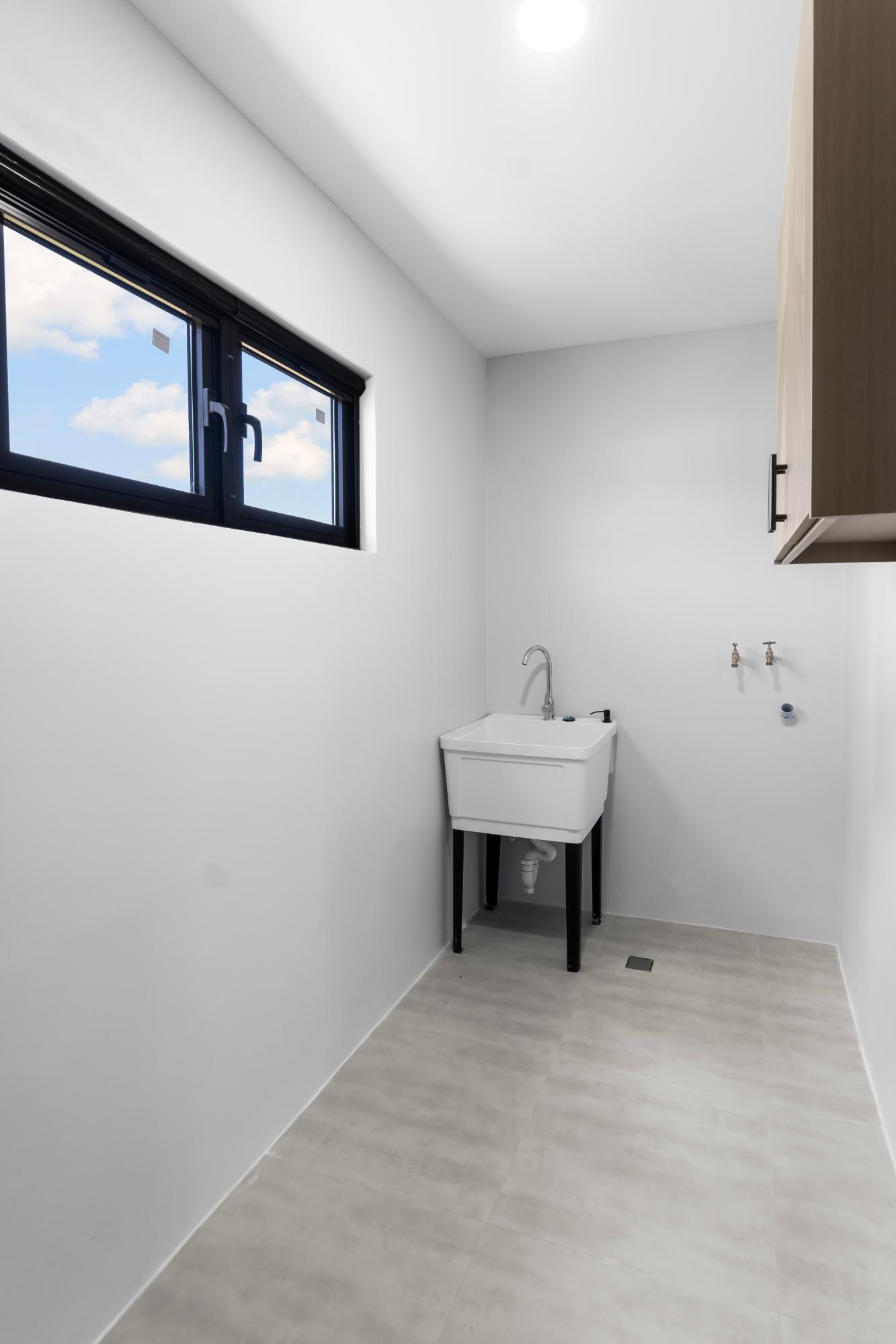 Thirteenth image of 93 Oak Estate in Greater Portmore, St. Catherine, Jamaica - property is For Rent