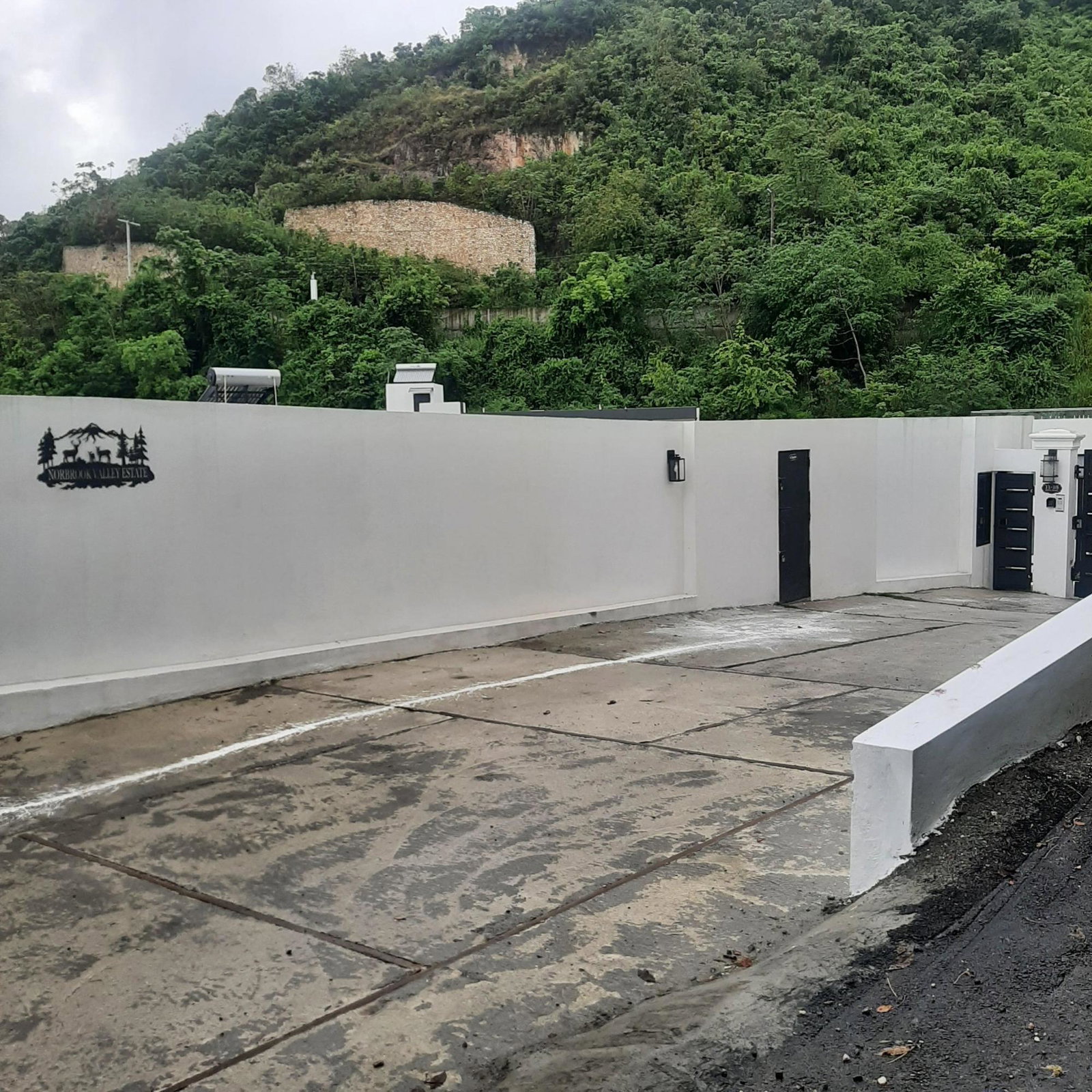 Second image of 3-11 - 13 Hill Road in Kingston 8, St. Andrew, Jamaica - property is For Rent