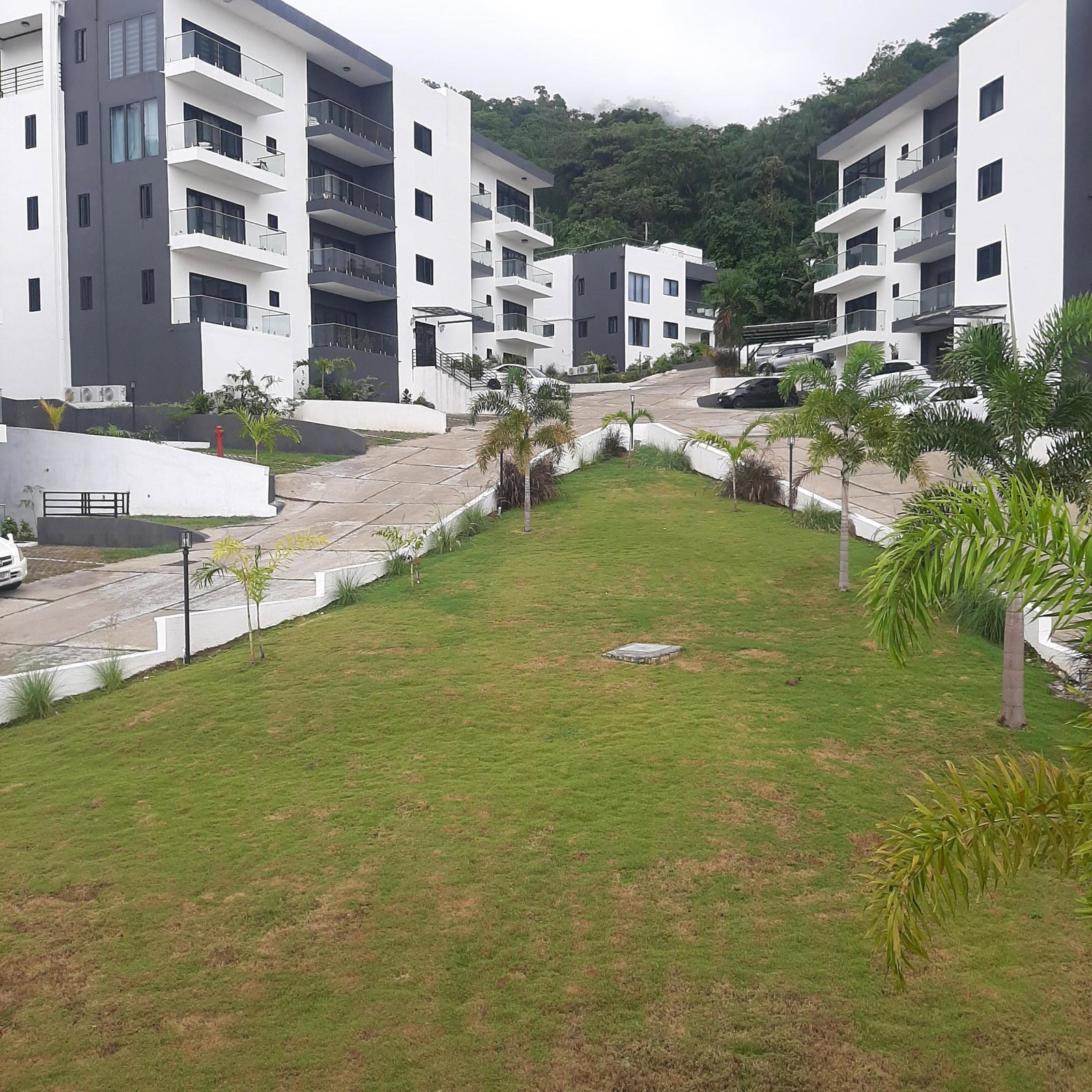 Ninth image of 3-11 - 13 Hill Road in Kingston 8, St. Andrew, Jamaica - property is For Rent