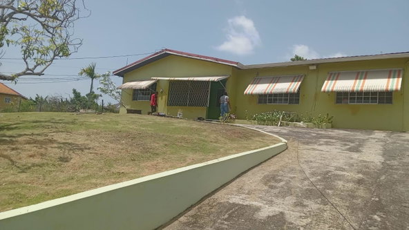 Fourth image of 25 Retirement Road Santa in Santa Cruz, St. Elizabeth, Jamaica - property is For Sale