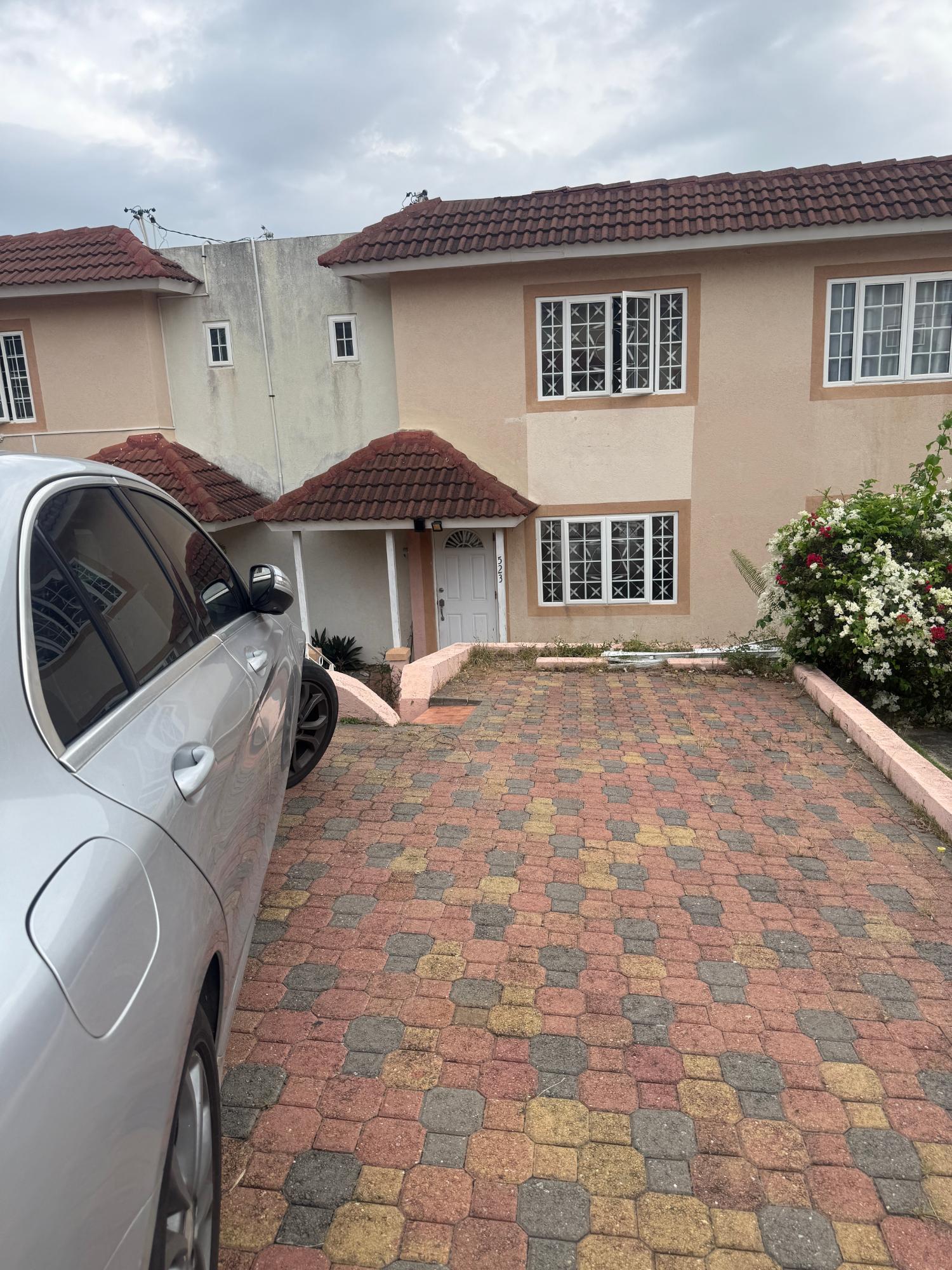 Second image of 6-523 Lantana in Kingston 6, St. Andrew, Jamaica - property is For Sale
