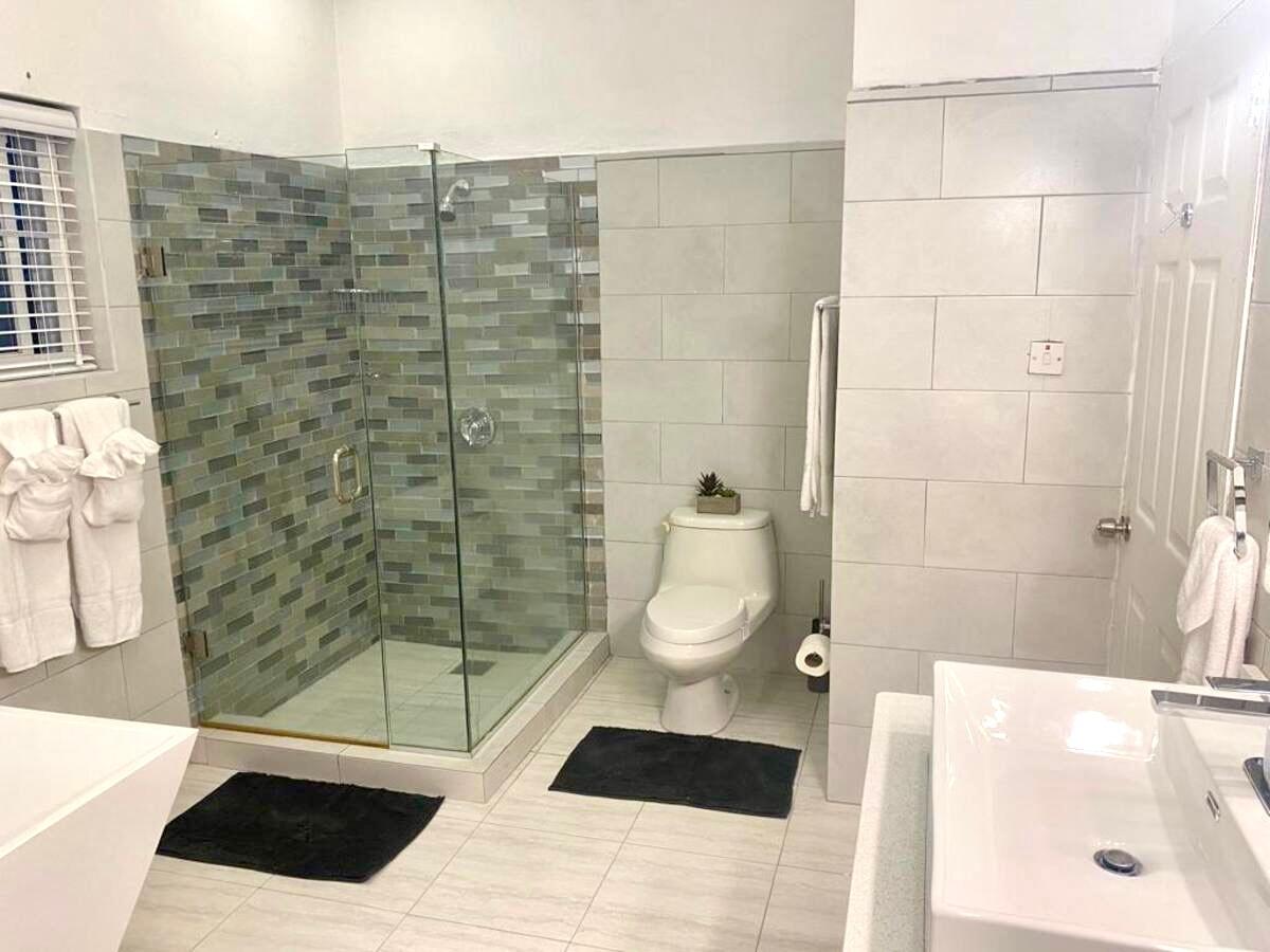 Tenth image of 3-r60 Marine Point, Freeport in Montego Bay, St. James, Jamaica - property is For Rent