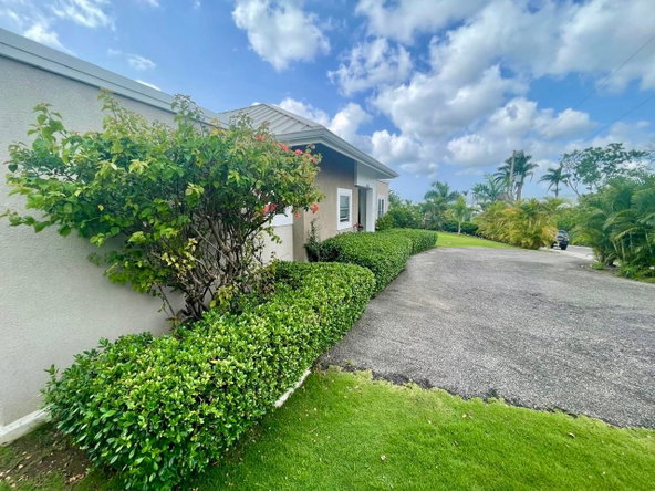 Thirteenth image of 35 Tara Estates in Reading, St. James, Jamaica - property is For Sale