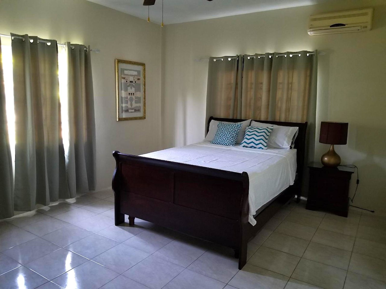 Fifth image of 1594 Bogue Village, st James in Montego Bay, St. James, Jamaica - property is For Rent