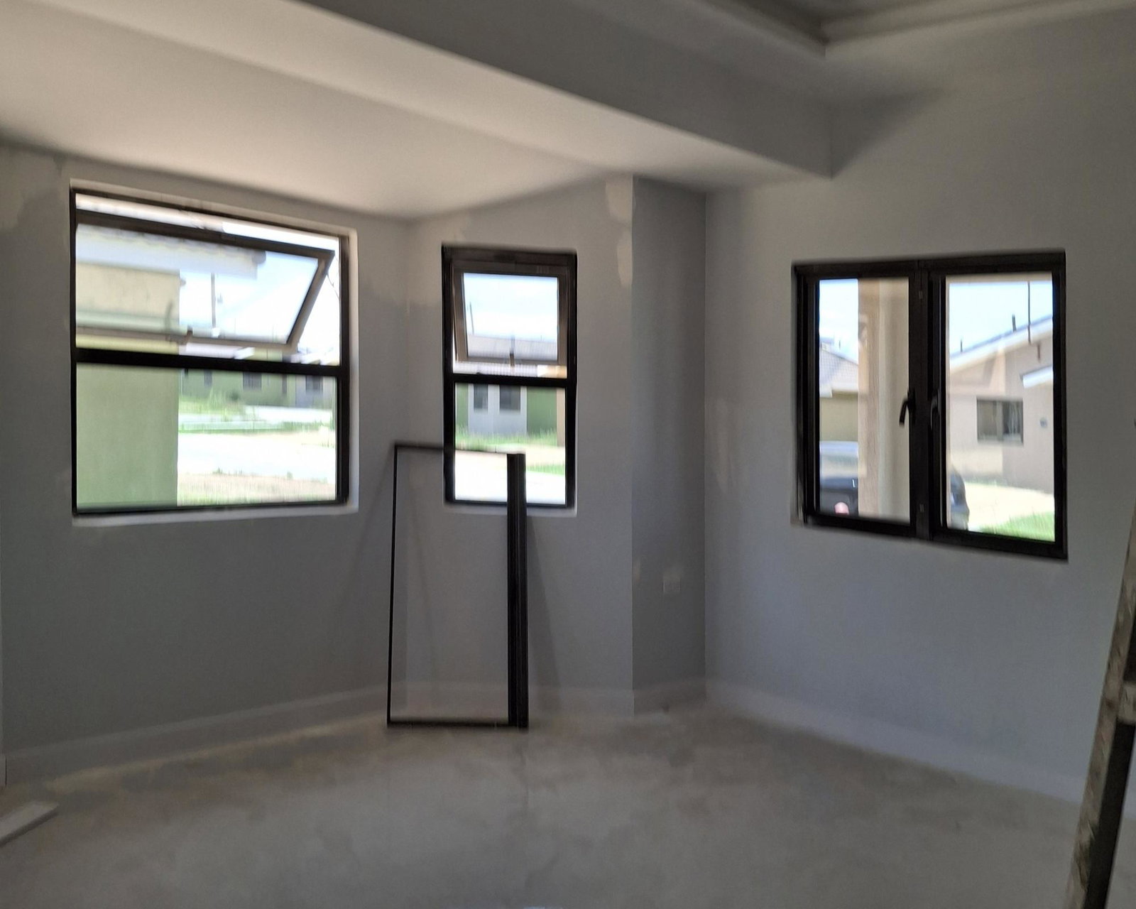 Third image of 399 Oak Estates in Greater Portmore, St. Catherine, Jamaica - property is For Rent