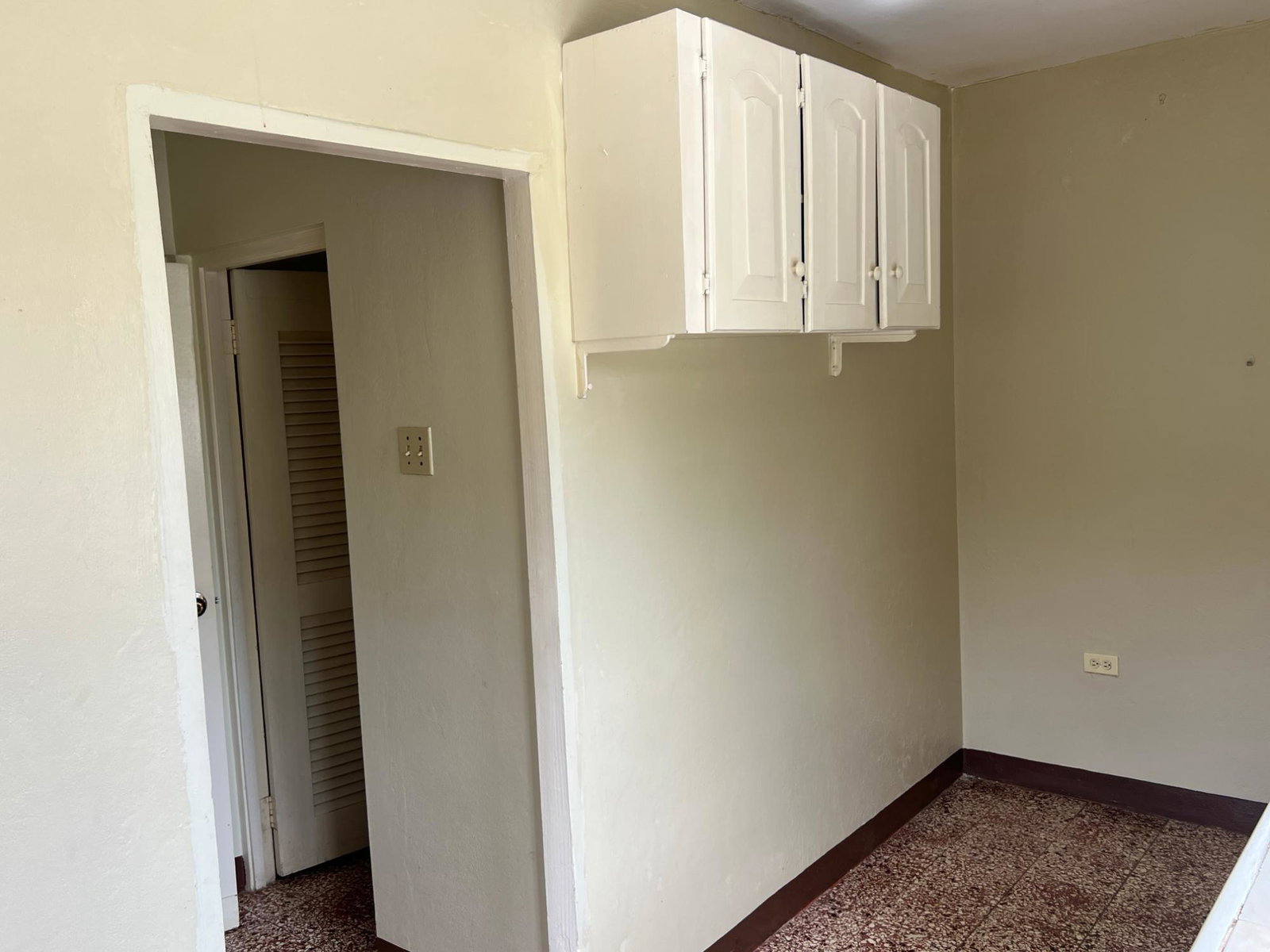 Fifth image of 6 Amethyst Drive in Kingston 19, St. Andrew, Jamaica - property is For Rent
