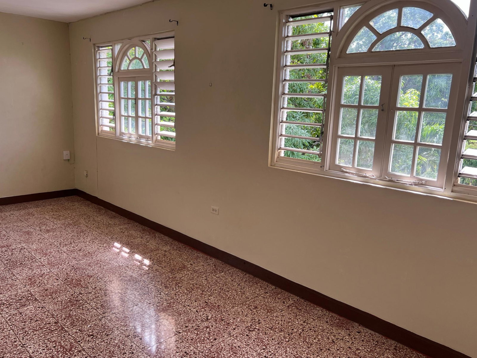 Seventh image of 6 Amethyst Drive in Kingston 19, St. Andrew, Jamaica - property is For Rent