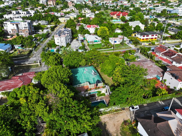 Twenty-First image of 1b Sandhurst Avenue, Kingsto in Kingston 6, St. Andrew, Jamaica - property is For Sale