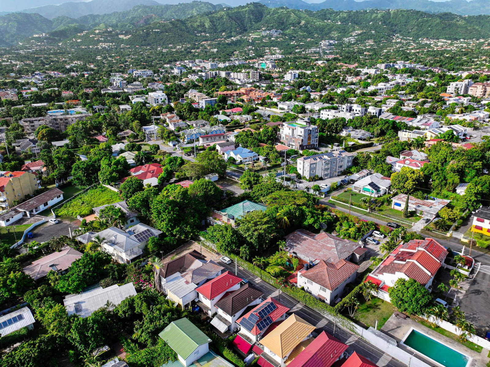 Twenty-Second image of 1b Sandhurst Avenue, Kingsto in Kingston 6, St. Andrew, Jamaica - property is For Sale