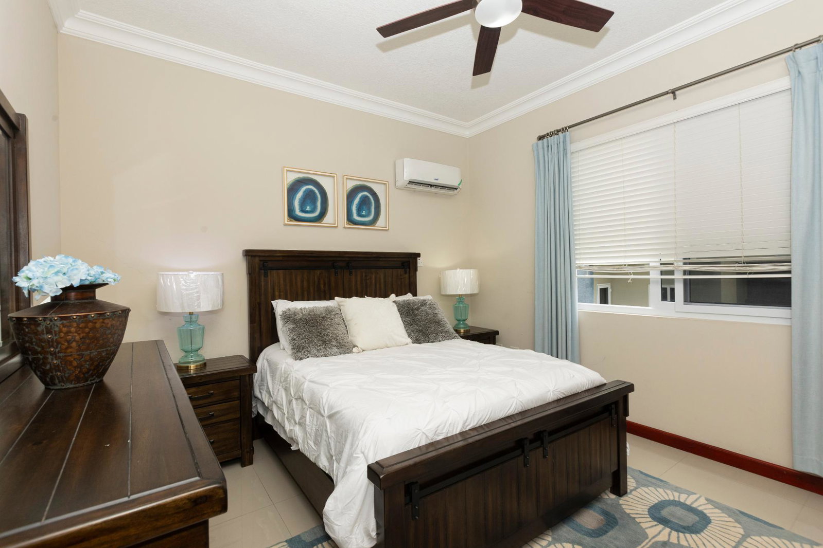 Fourth image of 16-46 Paddington Terrace in Kingston 6, St. Andrew, Jamaica - property is For Rent