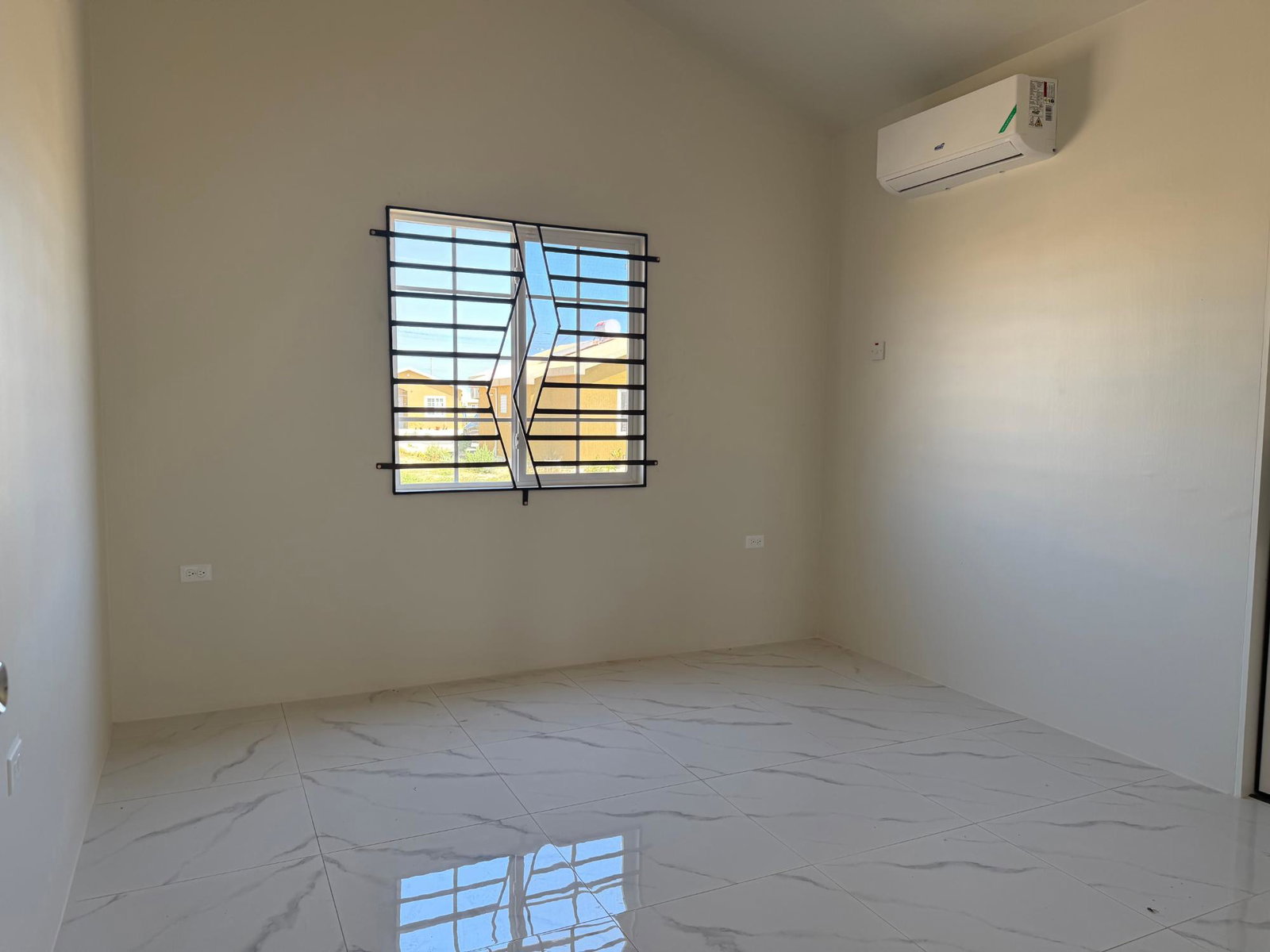 Fifth image of 1616 Phoenix Park Villiage 2 in Phoenix Park, St. Catherine, Jamaica - property is For Rent