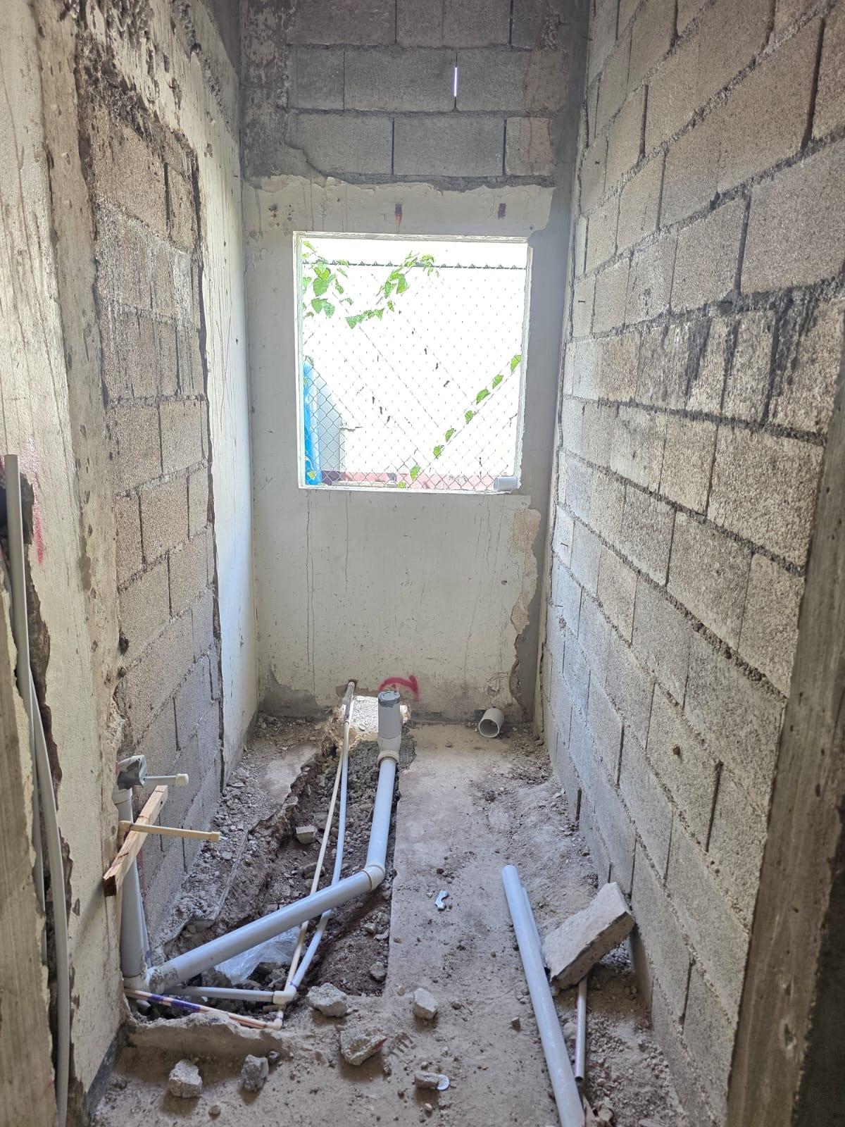 Seventh image of 2e Roehampton Drive in Kingston 8, St. Andrew, Jamaica - property is For Sale