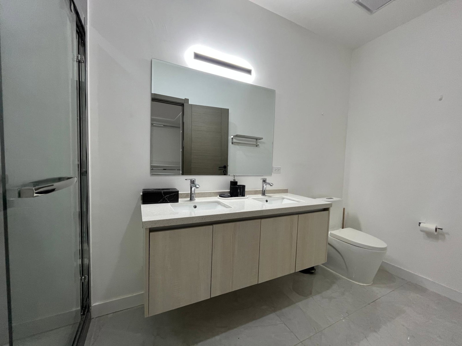 Ninth image of 204-30 Wellington Drive in Kingston 6, St. Andrew, Jamaica - property is For Rent