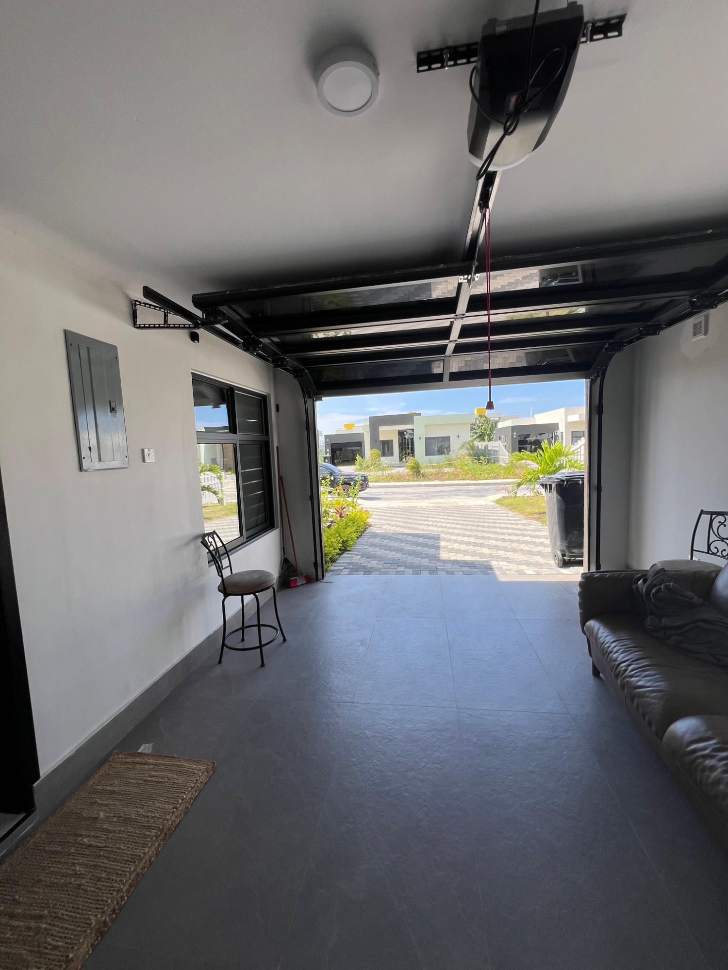 Twenty-Fourth image of 500- Paradisiac Beach Club in Richmond, St. Ann, Jamaica - property is For Rent