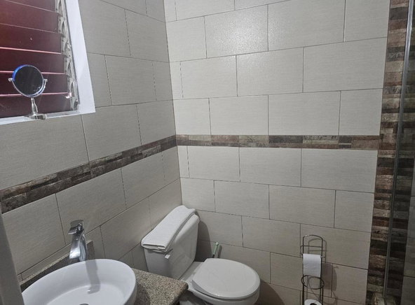 Ninth image of 33-125 1/2 Constant Spring Road in Kingston 8, St. Andrew, Jamaica - property is For Sale