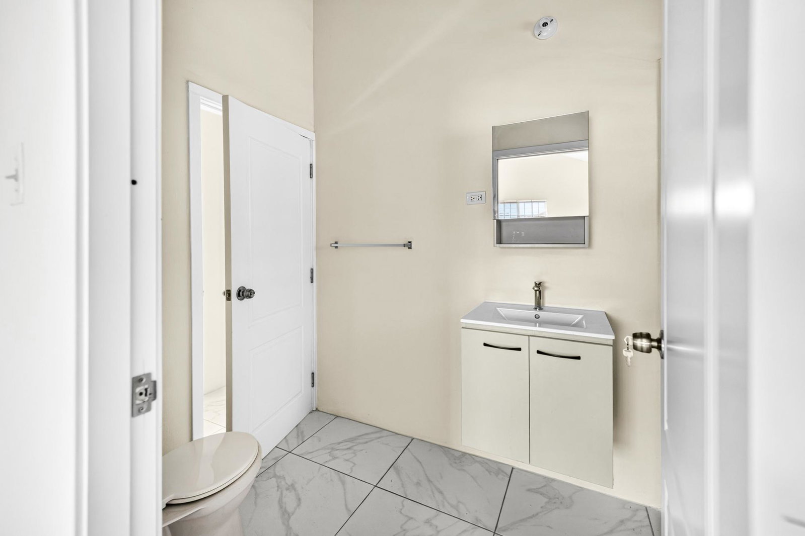 Tenth image of 25- Phoenix Park Village ii in Phoenix Park, St. Catherine, Jamaica - property is For Rent