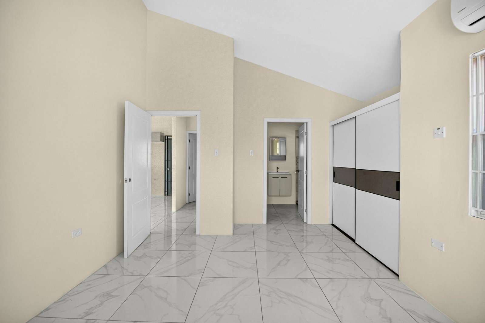 Ninth image of 25- Phoenix Park Village ii in Phoenix Park, St. Catherine, Jamaica - property is For Rent