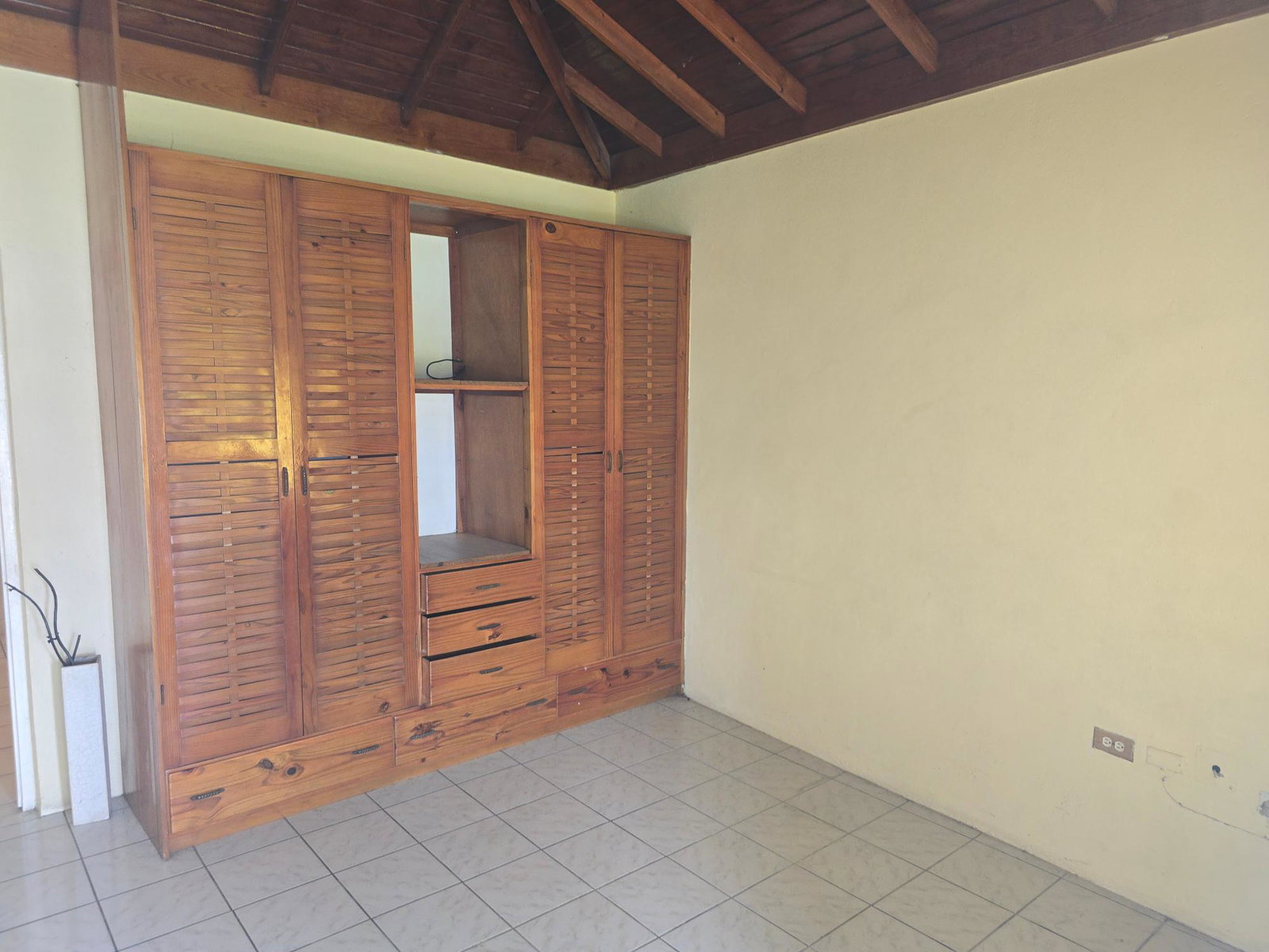 Seventeenth image of 39d Hamilton Gardens in Hamilton Gardens, St. Catherine, Jamaica - property is For Sale