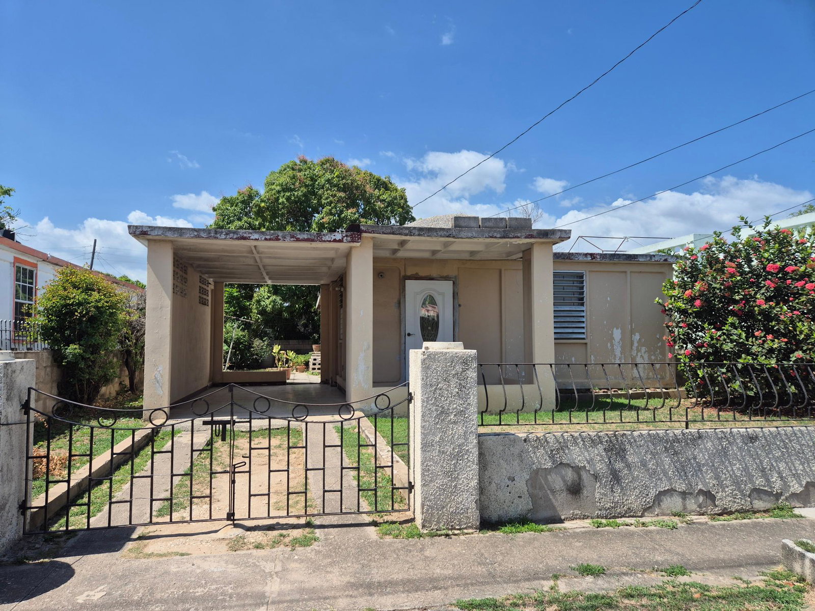 First image of 12 Biscayne Circle North, pa in Gregory Park, St. Catherine, Jamaica - property is For Sale