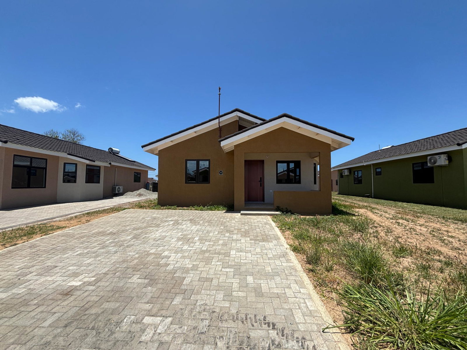 First image of 346 Oak Estate, Phase 4, St. in Spanish Town, St. Catherine, Jamaica - property is For Rent