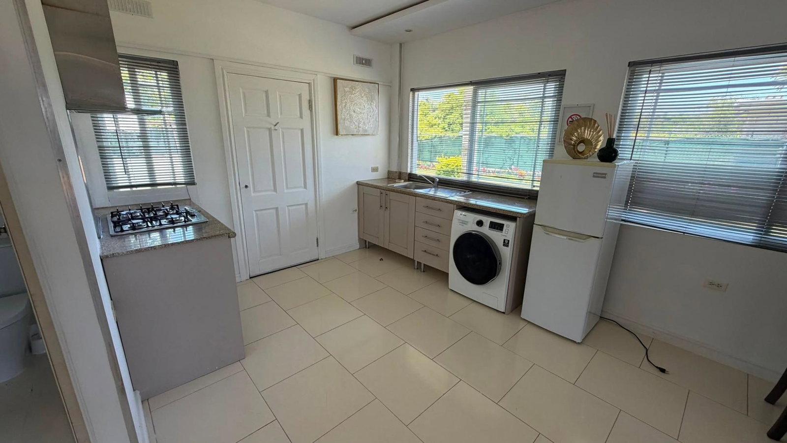 Fourth image of 4- Barbican, Sandy Bay in Sandy Bay, Hanover, Jamaica - property is For Rent