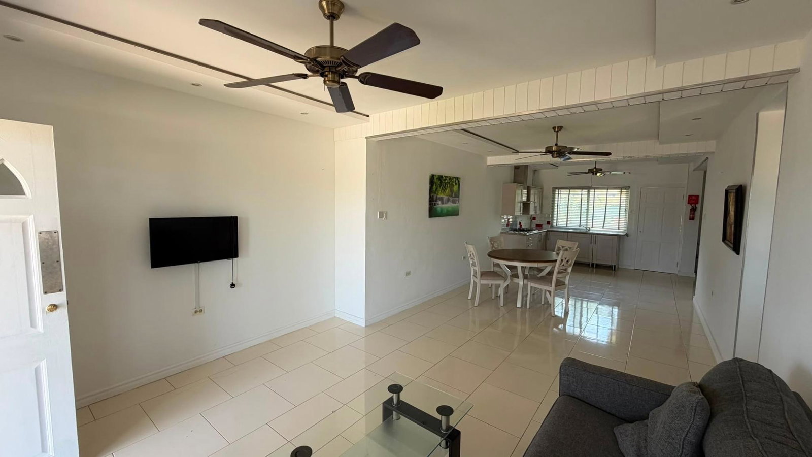 Fifth image of 3- Barbican, Sandy Bay in Sandy Bay, Hanover, Jamaica - property is For Rent