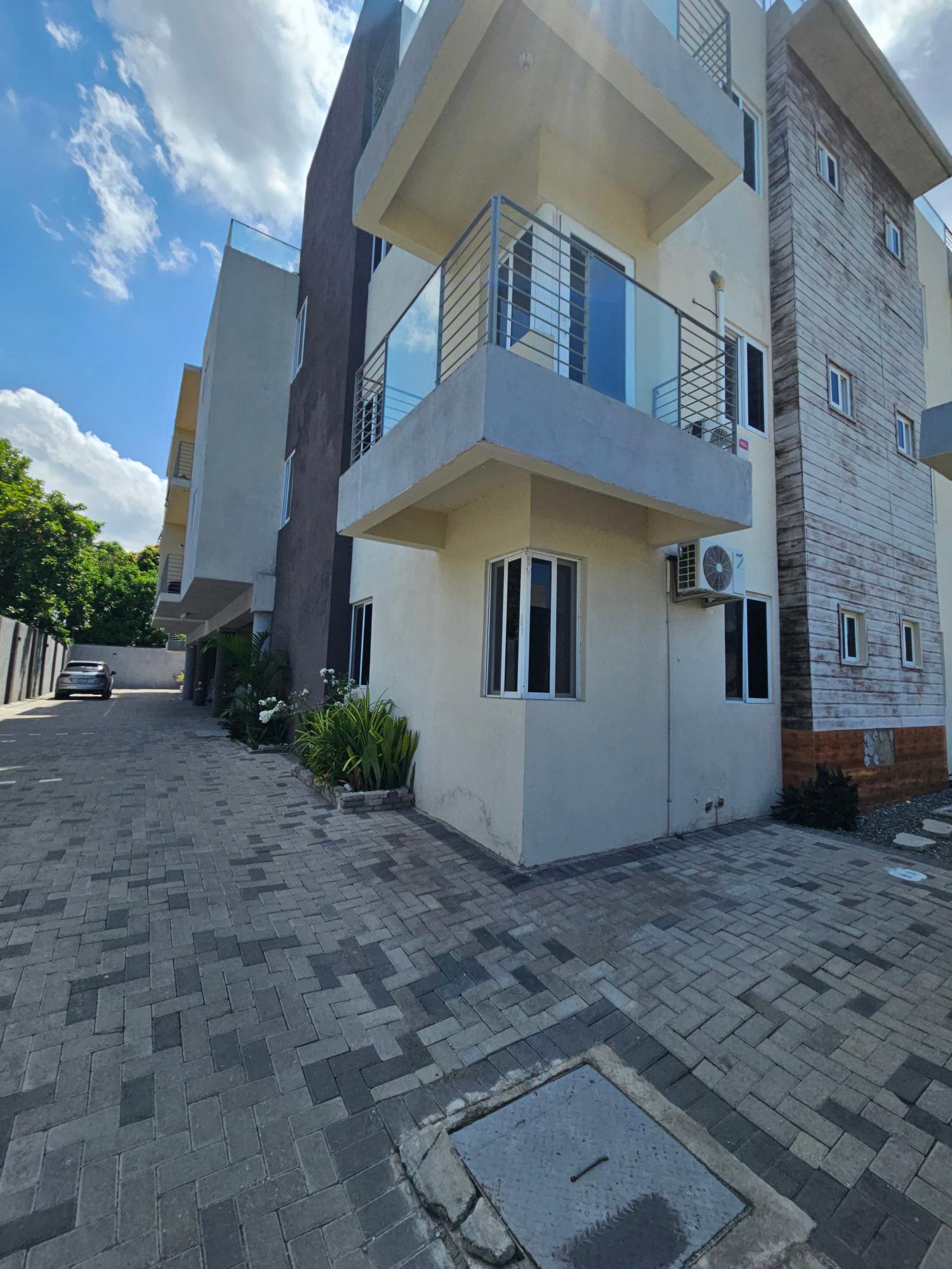Eleventh image of 6 Kempton Avenue in Kingston 10, St. Andrew, Jamaica - property is For Sale