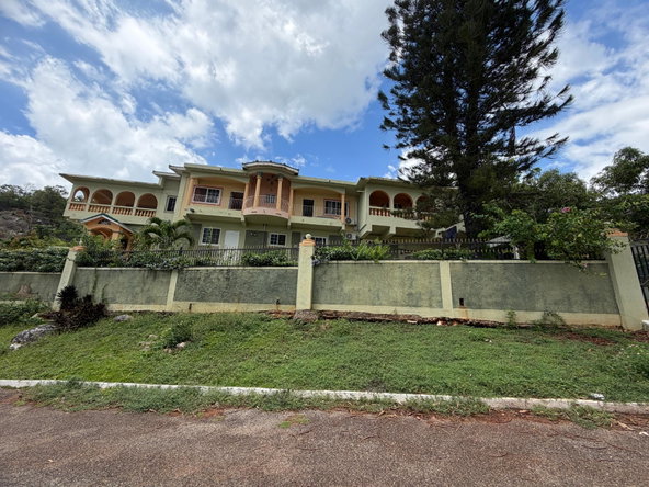 Fifteenth image of 5- Belgrade Loop in Kingston 19, St. Andrew, Jamaica - property is For Rent