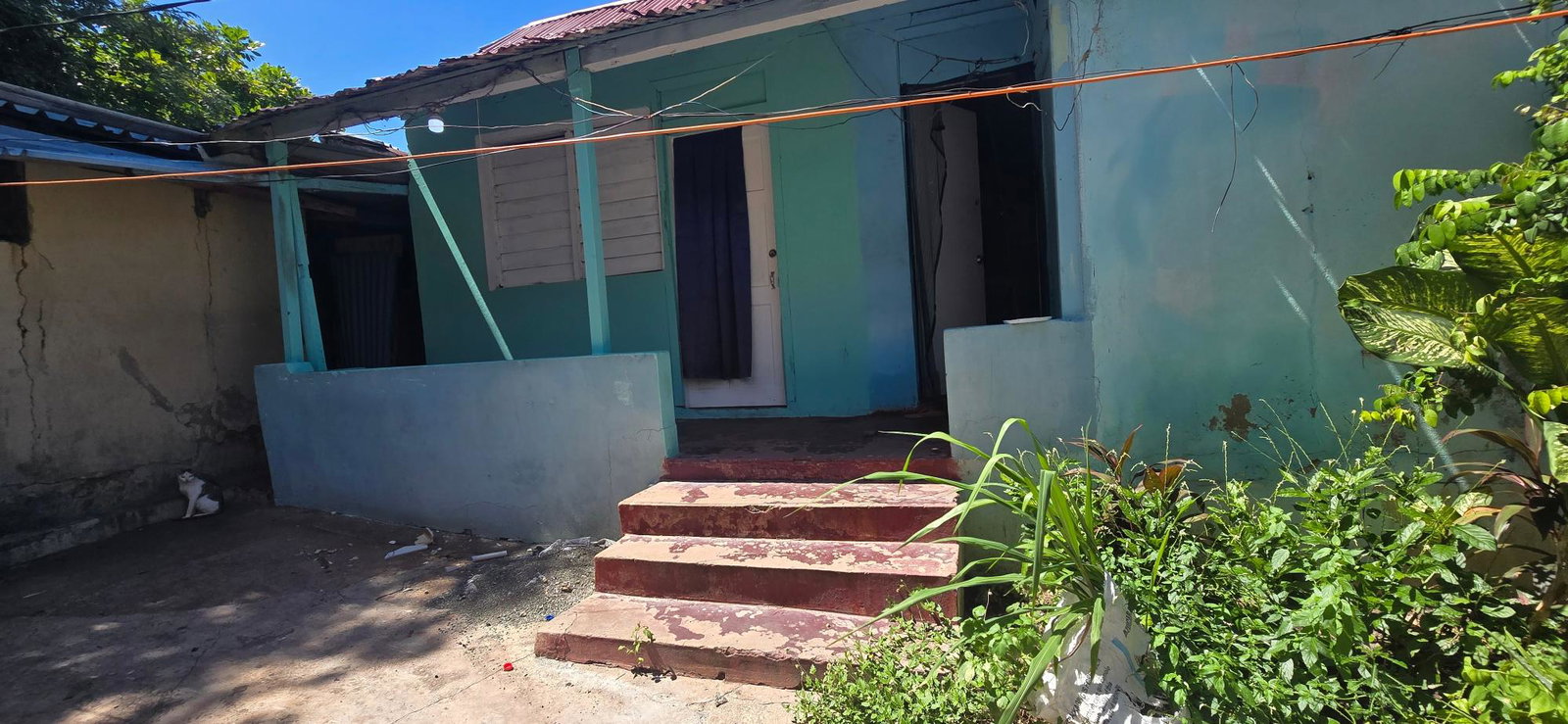 Tenth image of 13 Beeson Street in KINGSTON, Kingston, Jamaica - property is For Sale