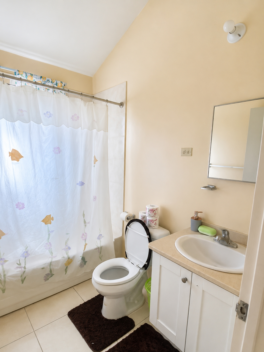 Fifth image of Lot 40 New Harbour Village ph 4 in Old Harbour, St. Catherine, Jamaica - property is For Rent